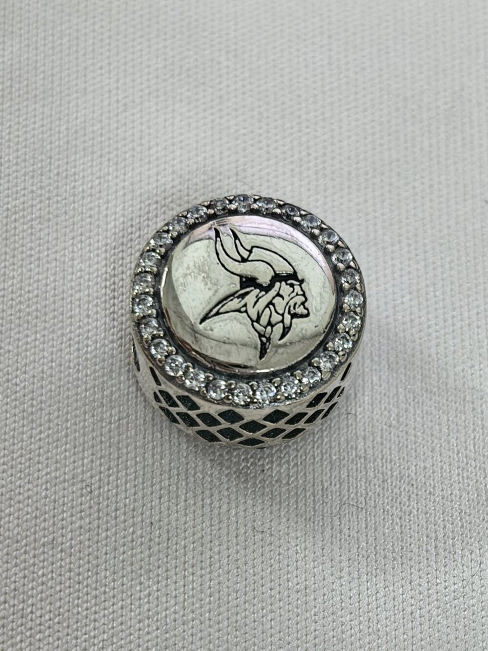 Pandora Minnesota Vikings Exclusive Charm Pendant, S925 Silver Jewelry
